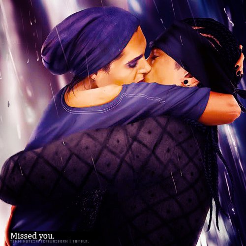 /wp-content/uploads/lovelybibi/FICS/LOV_OS%20Paris-Tommy.jpg